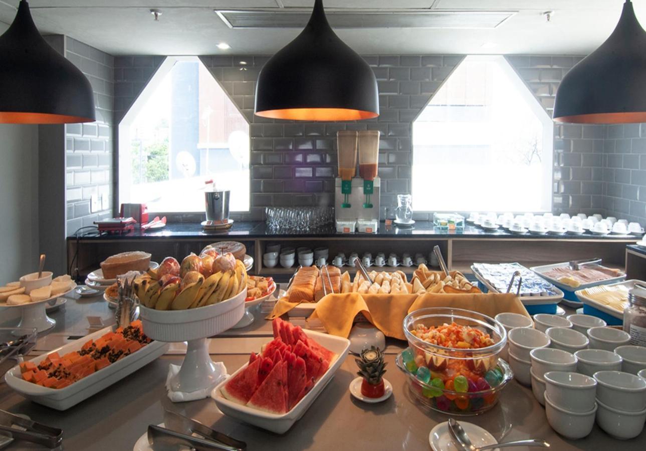 Ibis Budget Salvador Bagian luar foto
