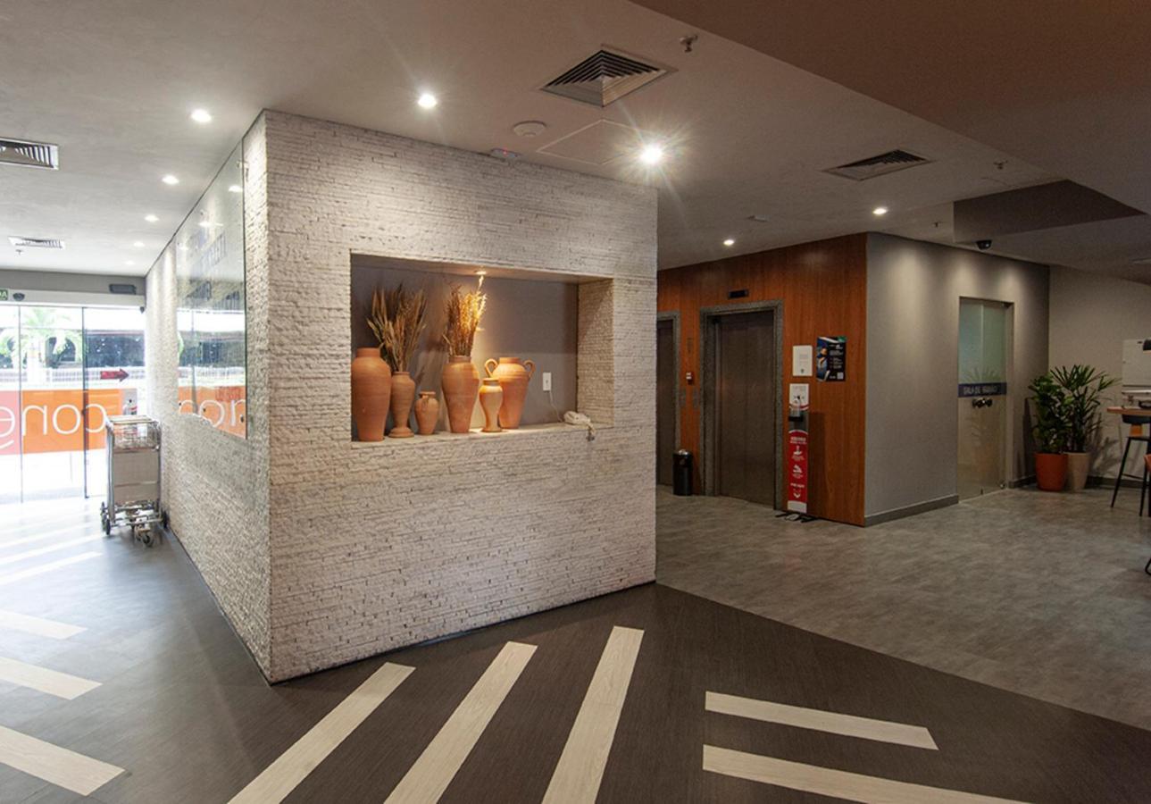 Ibis Budget Salvador Bagian luar foto